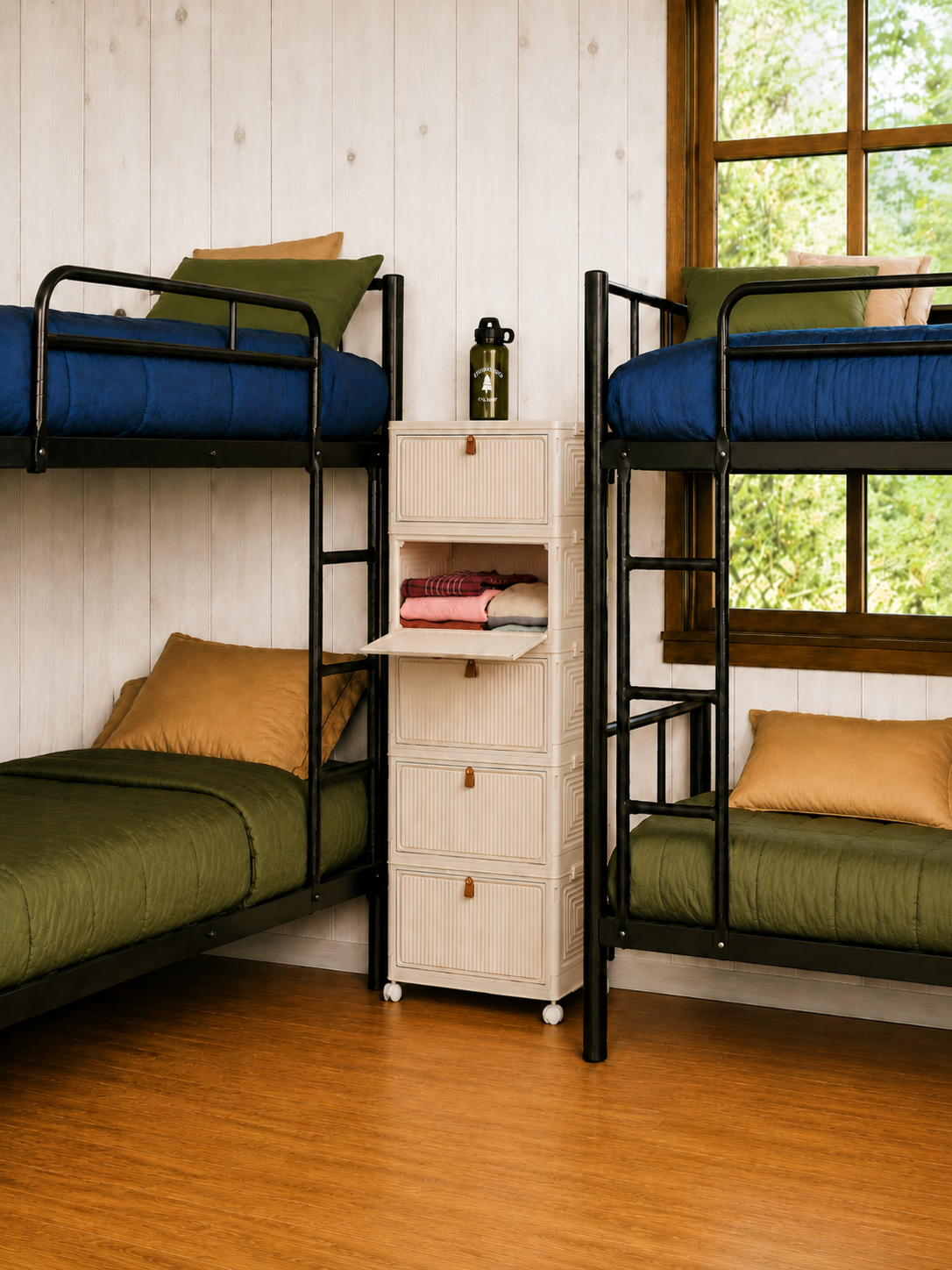20 Qt. Proktik Foldable Camp Chest – 5 Layers